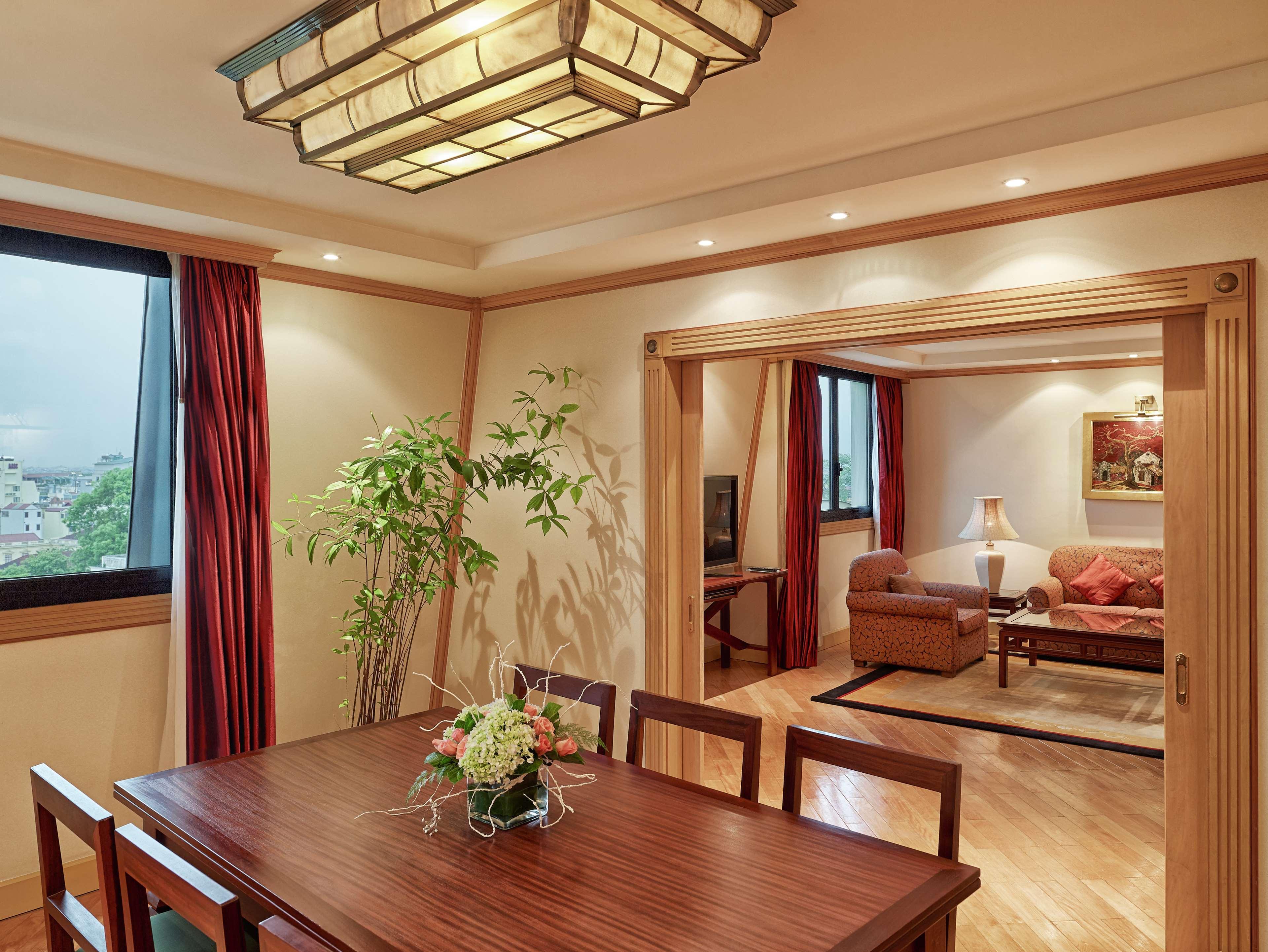 Hilton Hanoi Opera Room photo