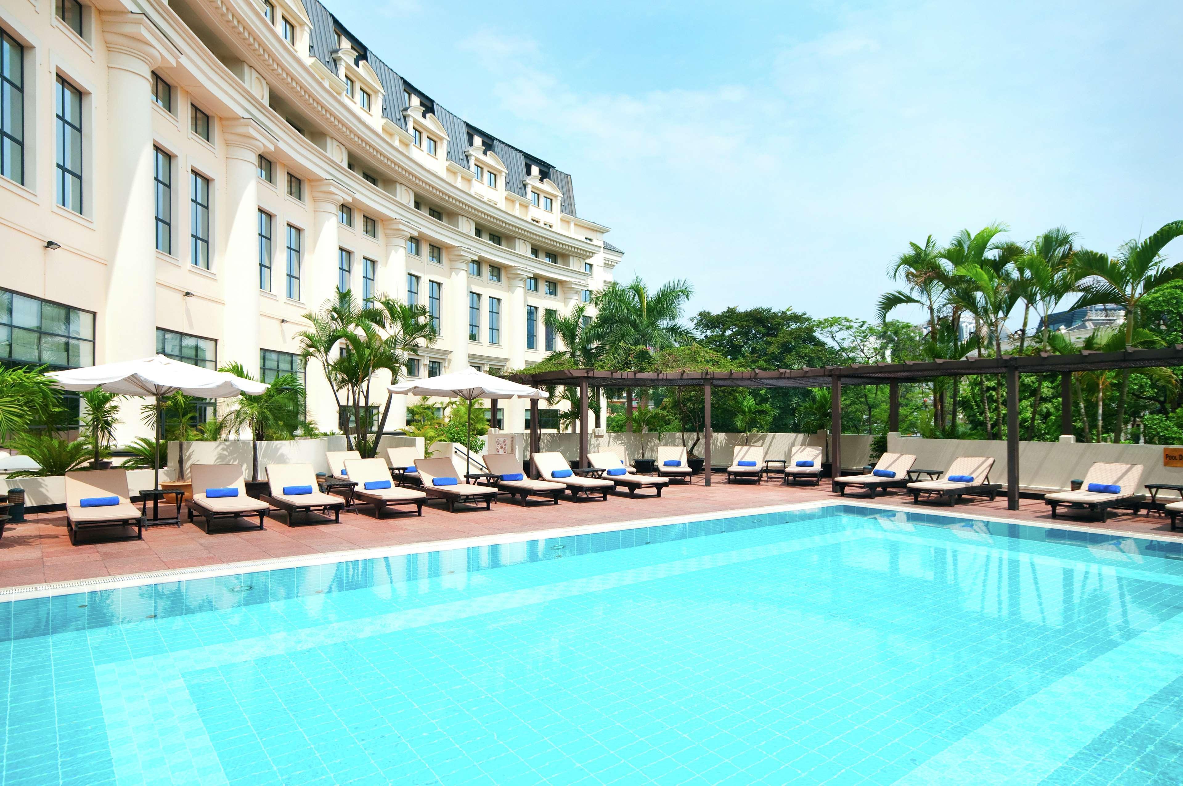 Hilton Hanoi Opera Exterior photo