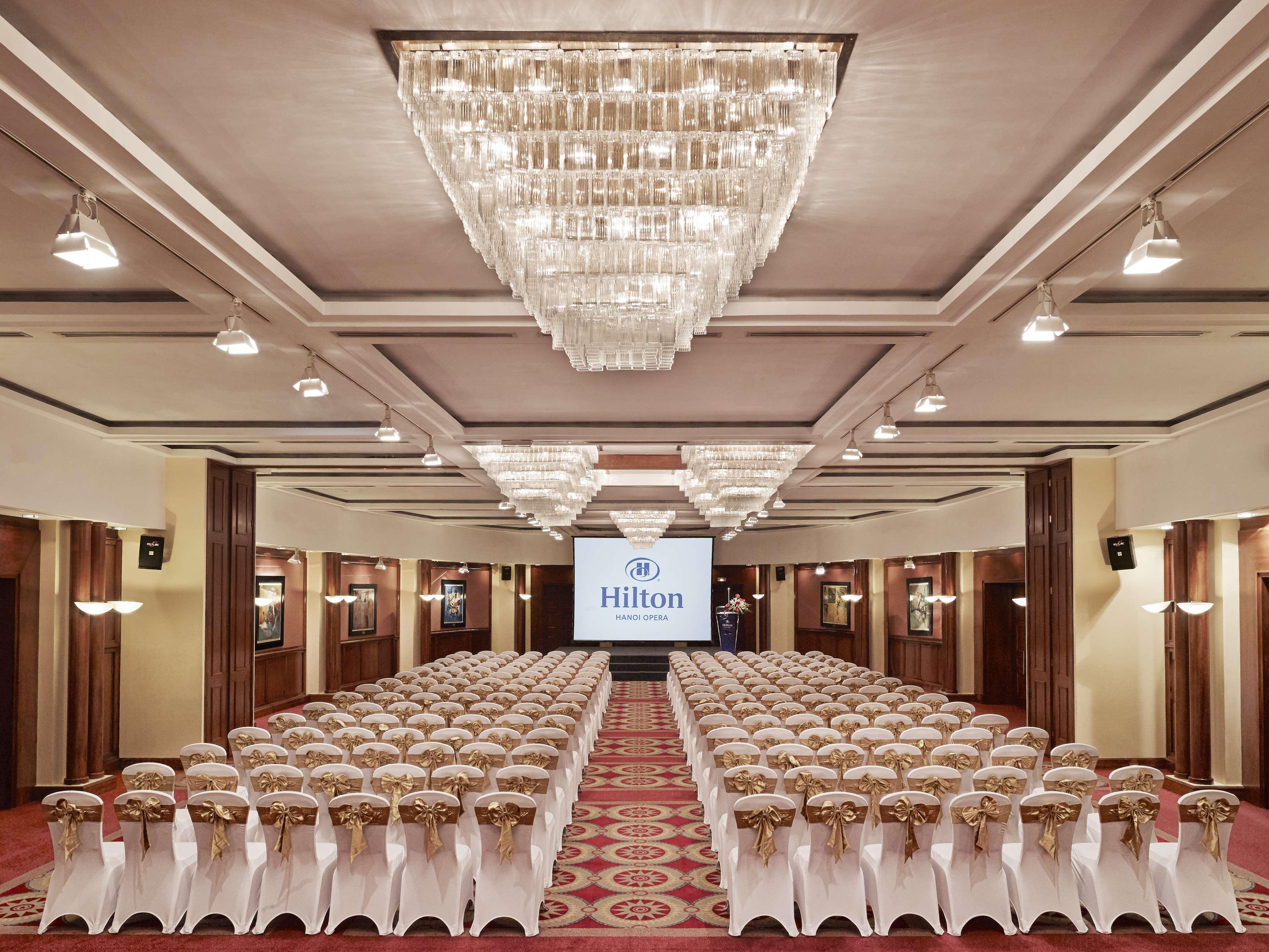 Hilton Hanoi Opera Business photo