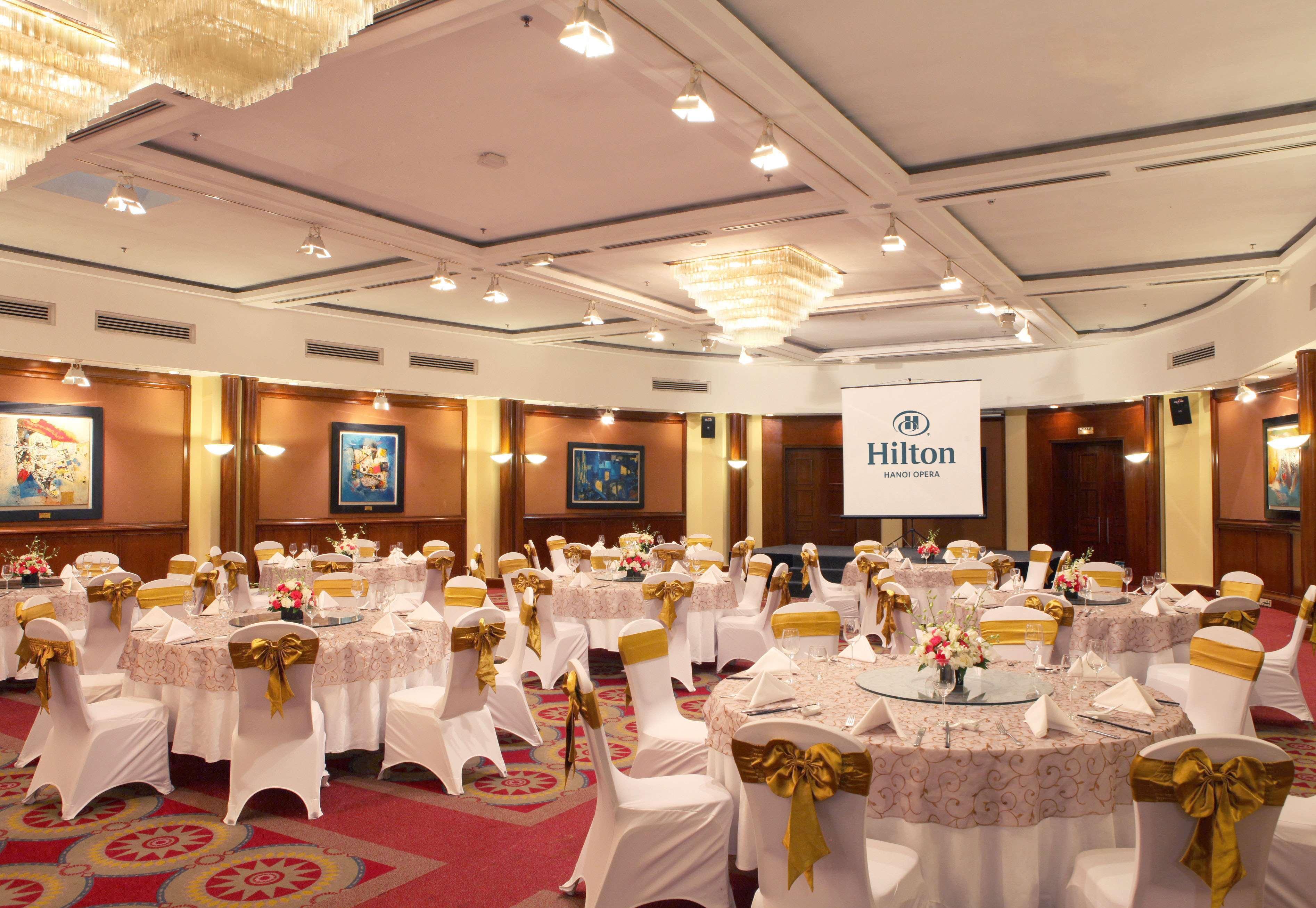 Hilton Hanoi Opera Exterior photo