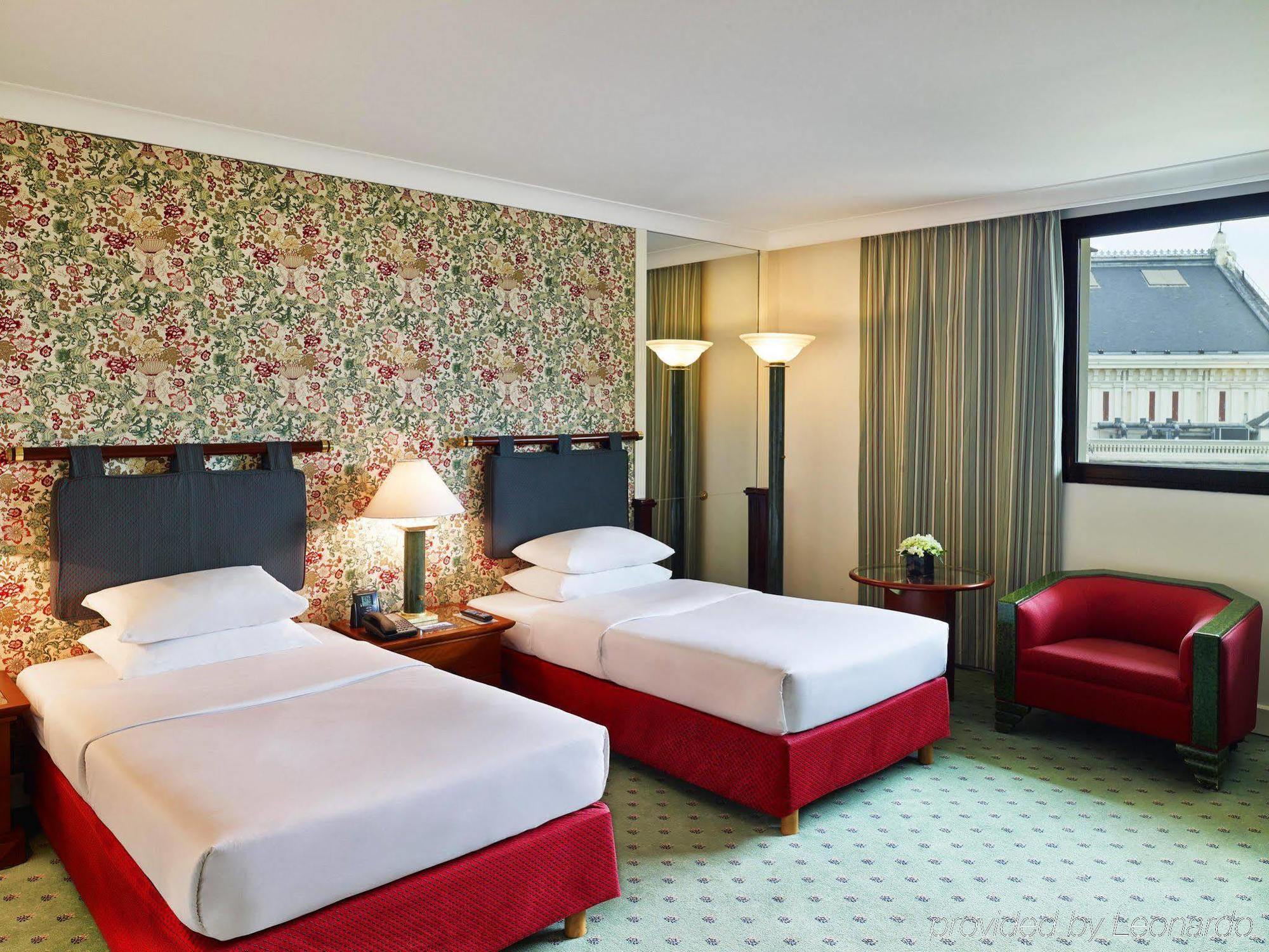 Hilton Hanoi Opera Room photo